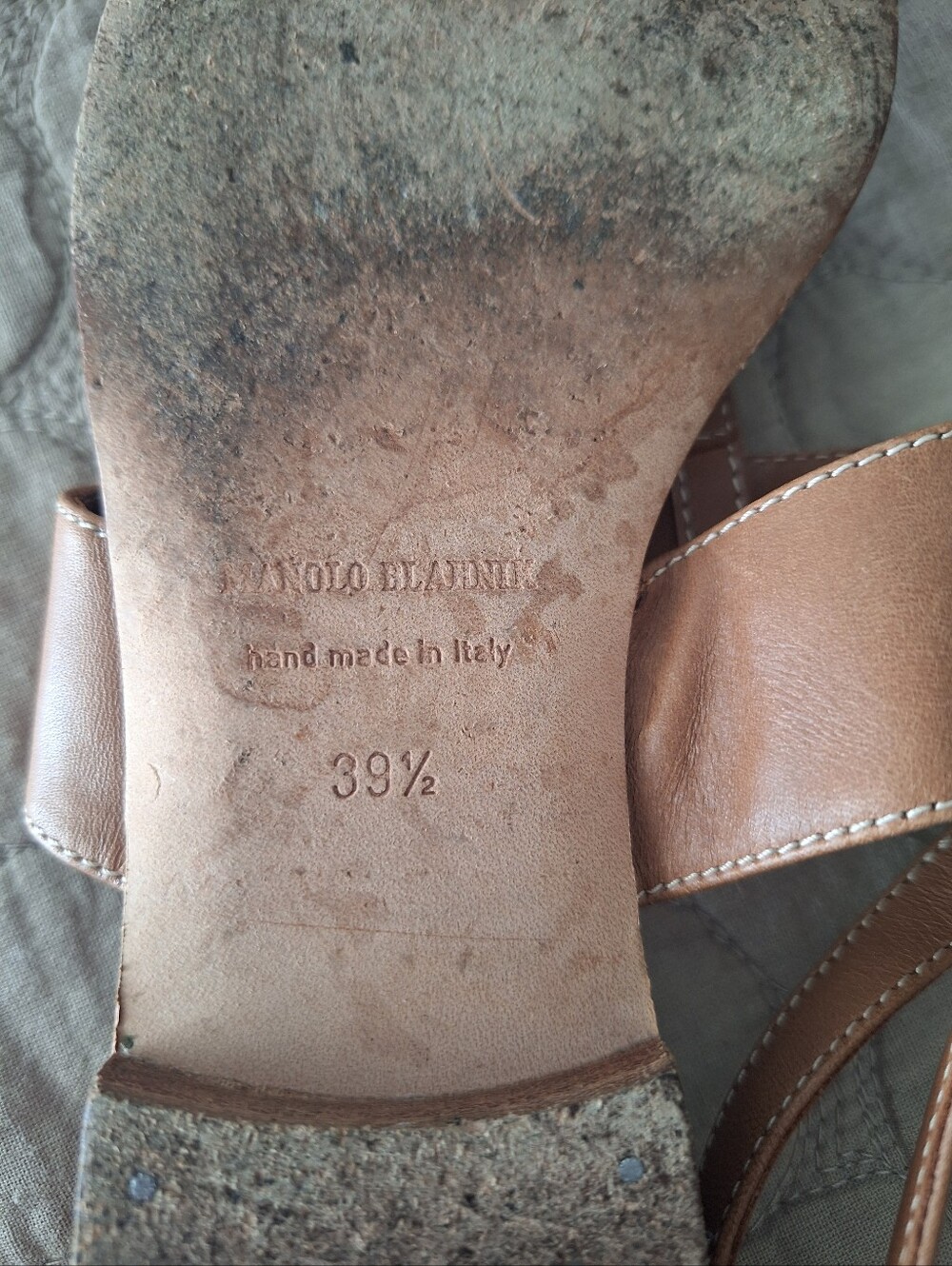 Manolo Blahnik Brown Leather Mooti Thong Sandals with Grommet Detail - Picture 10 of 13